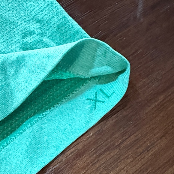 Lululemon Metal Vent Tech Sleeveless Tank Top Shirt XL - Picture 4 of 7